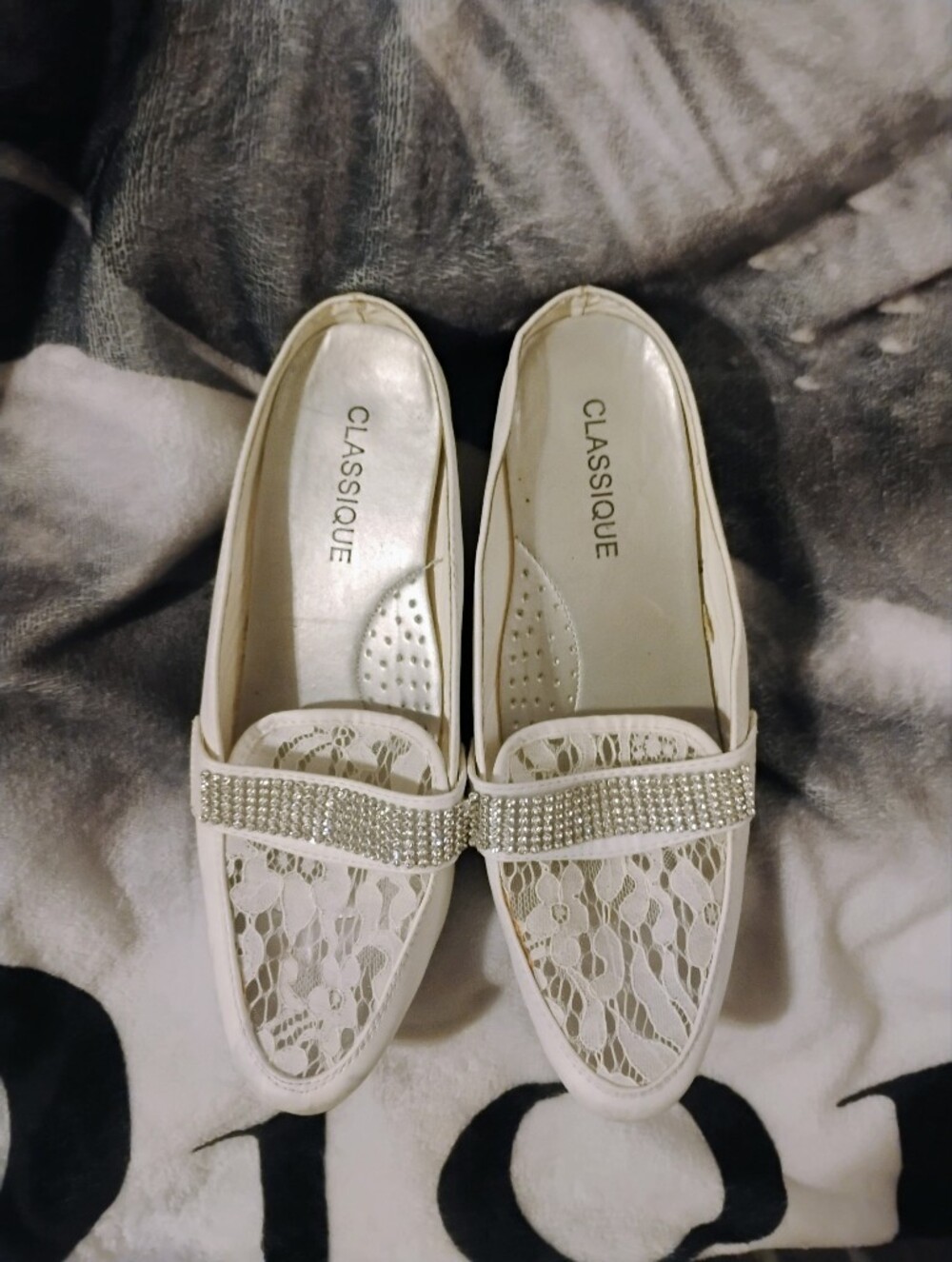Women's White Blinged Out Lace & Leather Classique Slip On Loafers U.S. Size 9